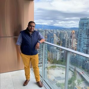 Meet your Posher, Walid